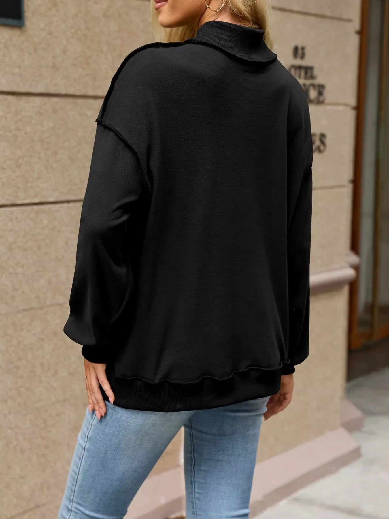 Loose Fit Crew Neck Sweatshirt
