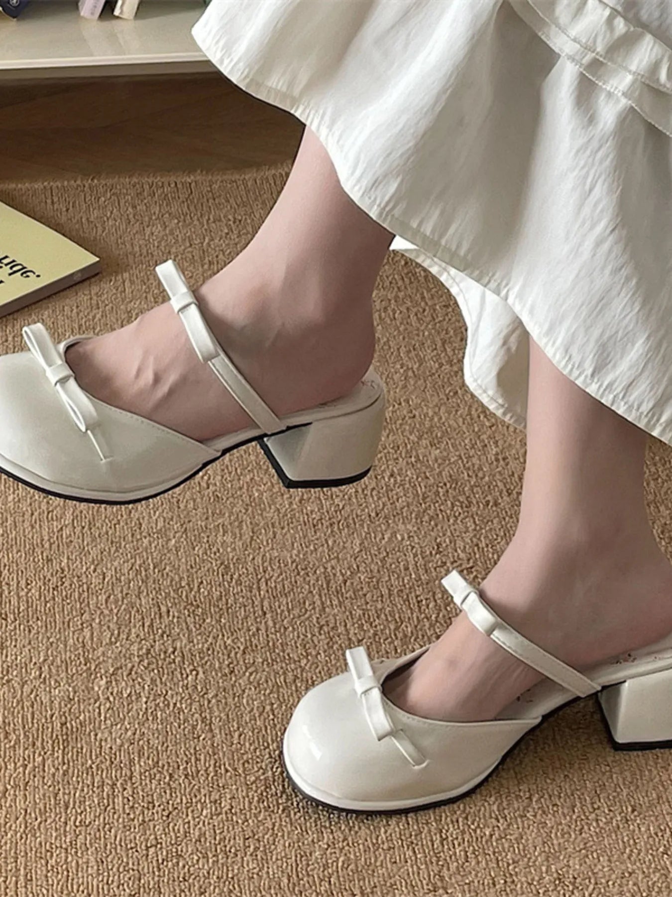 Bow Round Toe Block Heel Sandals