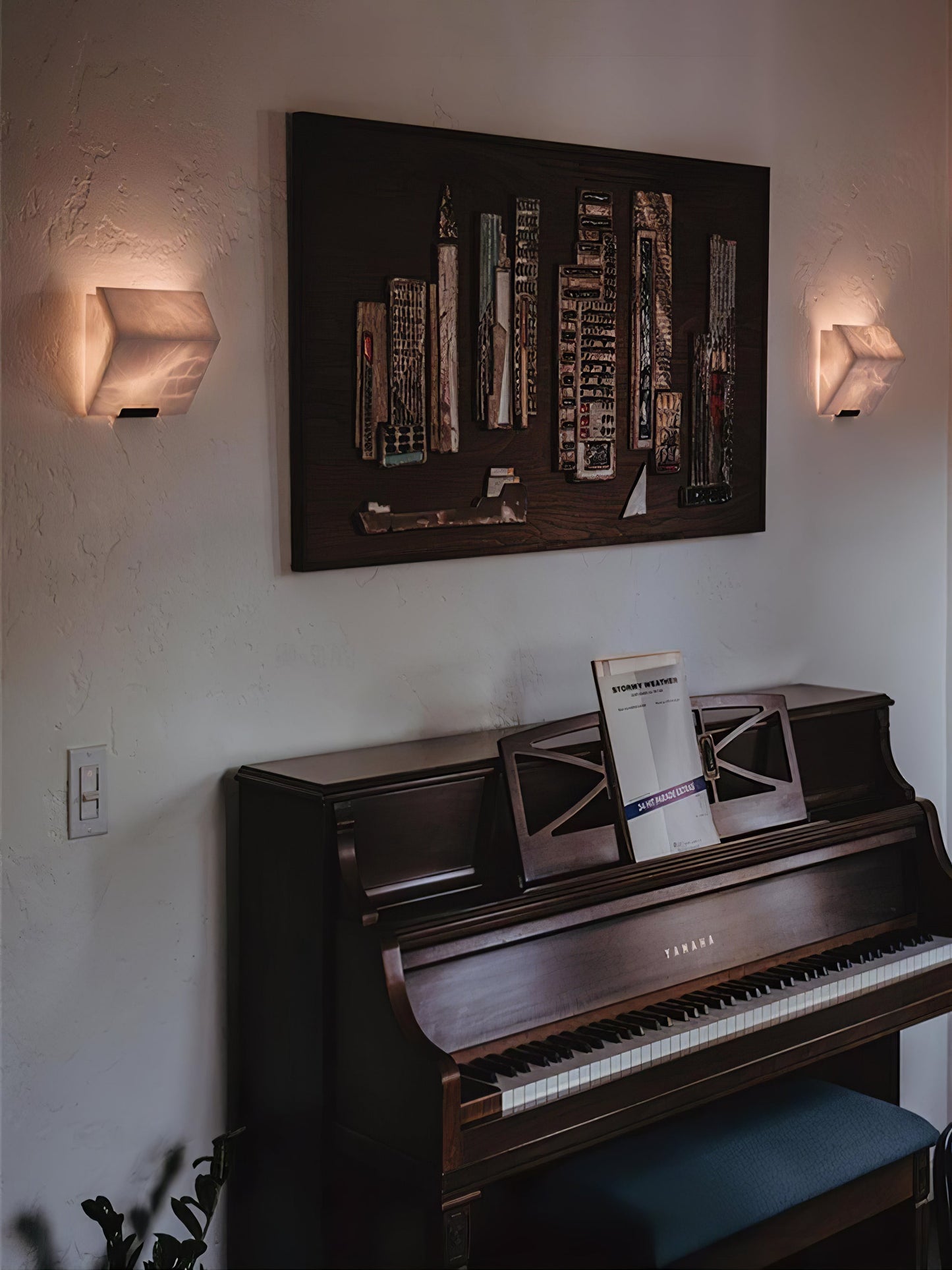 Alabaster Staircase Plug-in Wall Lamp