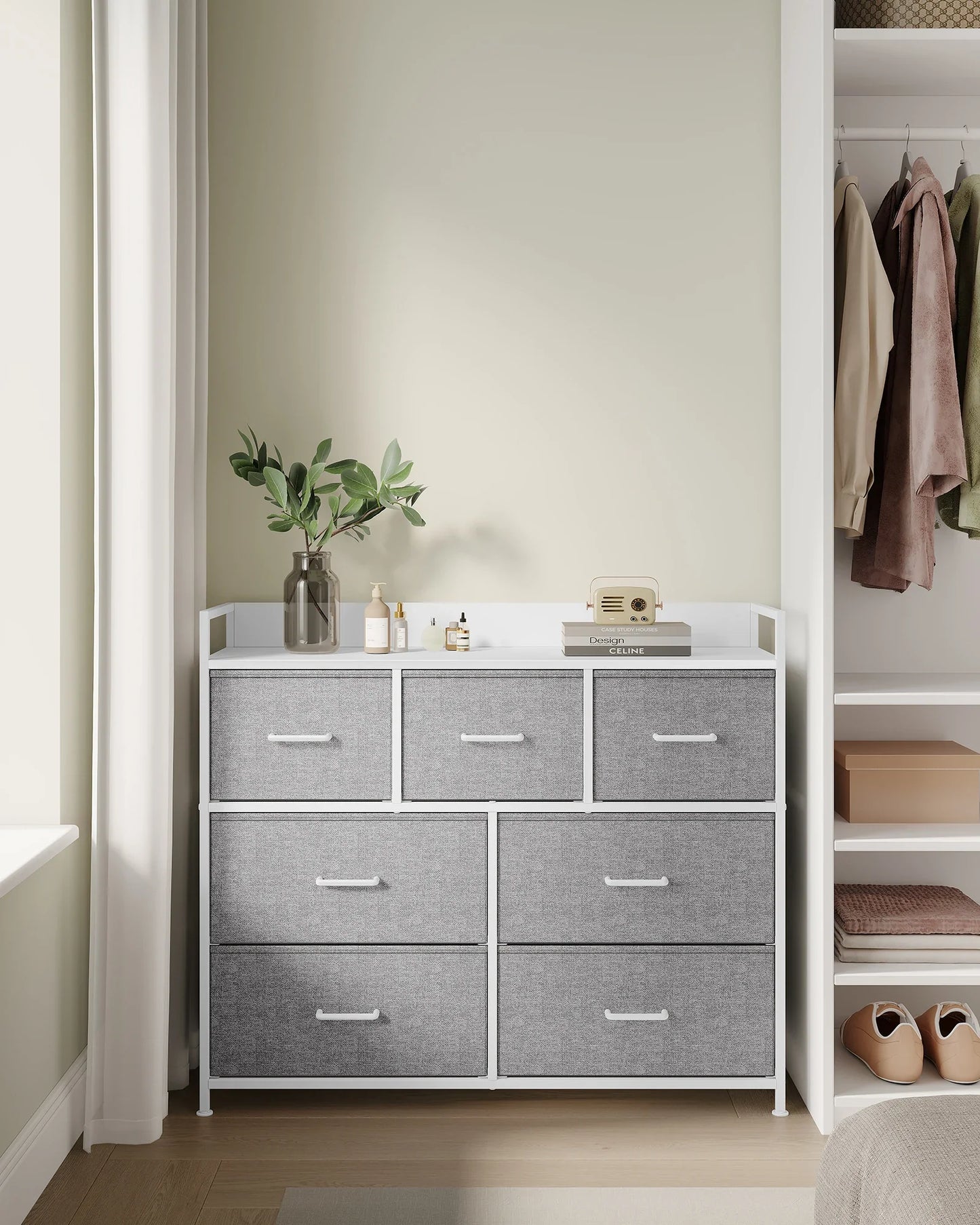 7 Drawers Industrial Style Metal Frame Dresser