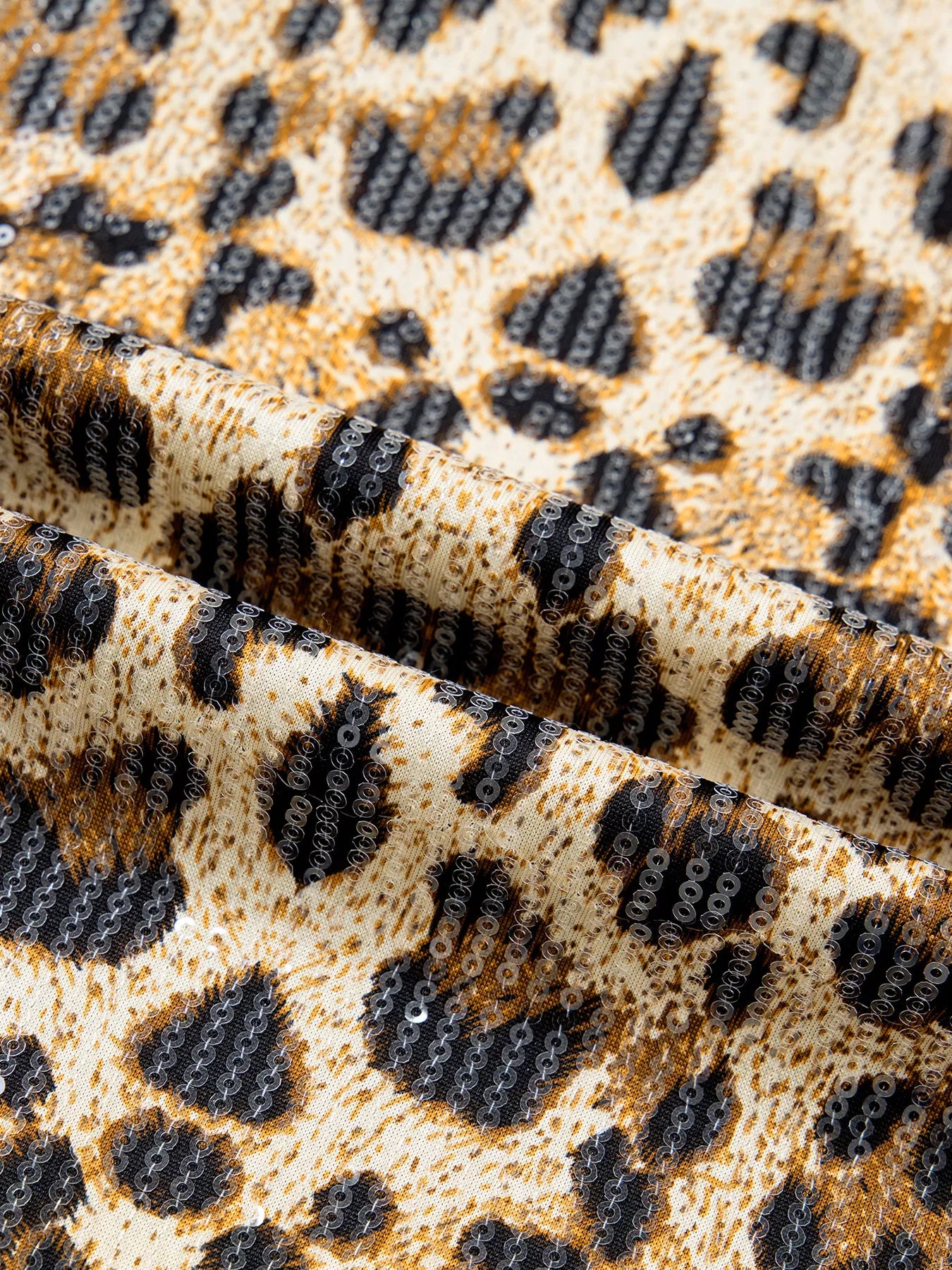 Sequin Leopard Pattern Short Sleeve Top