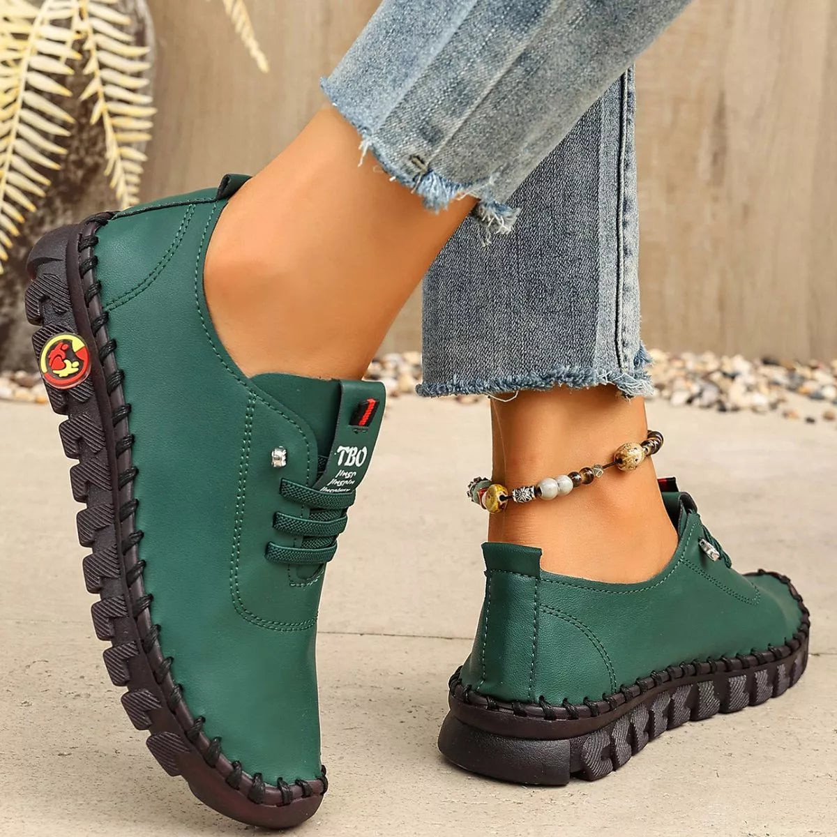 Round Toe Lace Up Sneakers
