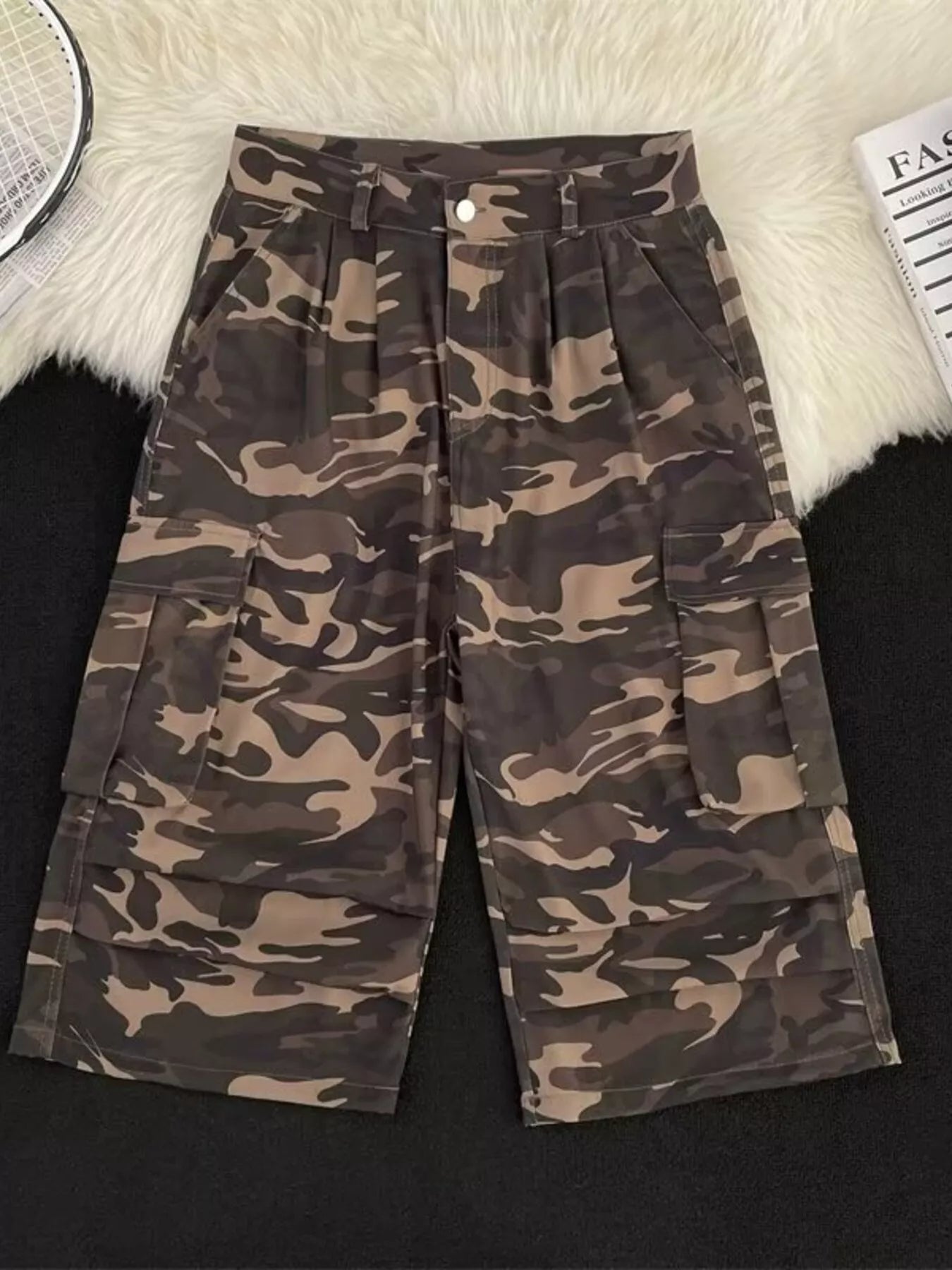 Men's Camouflage Cargo Shorts with Multiple Pockets