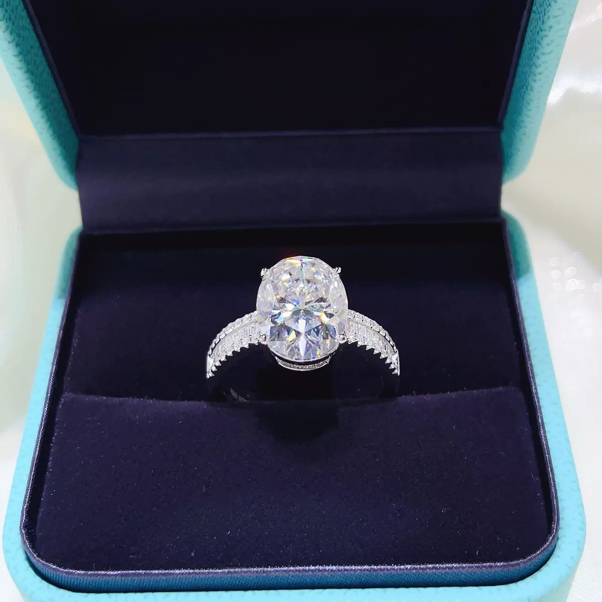 8 Carat 925 Sterling Silver Moissanite Ring