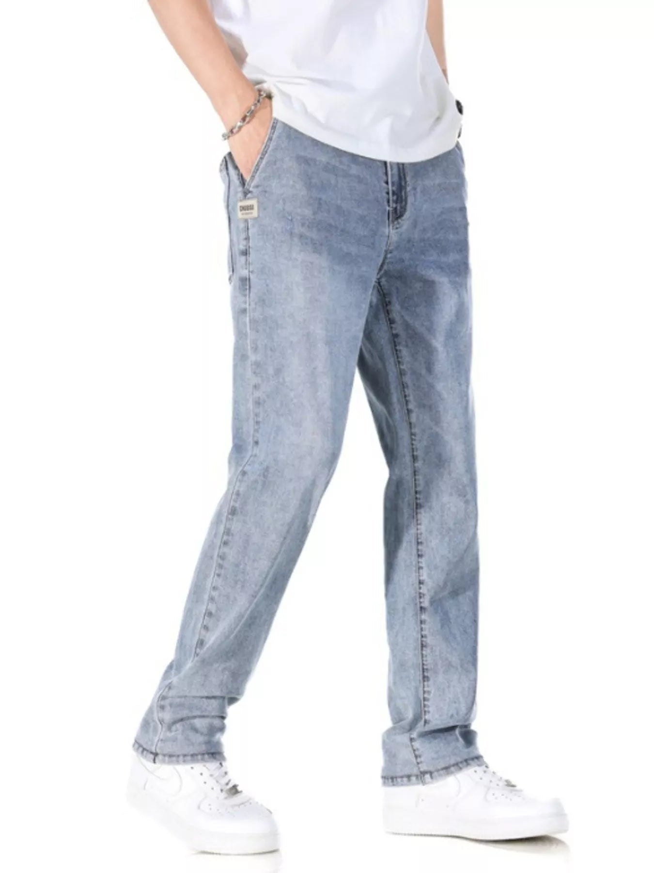 Men's Classic Straight Fit Washed Jeans