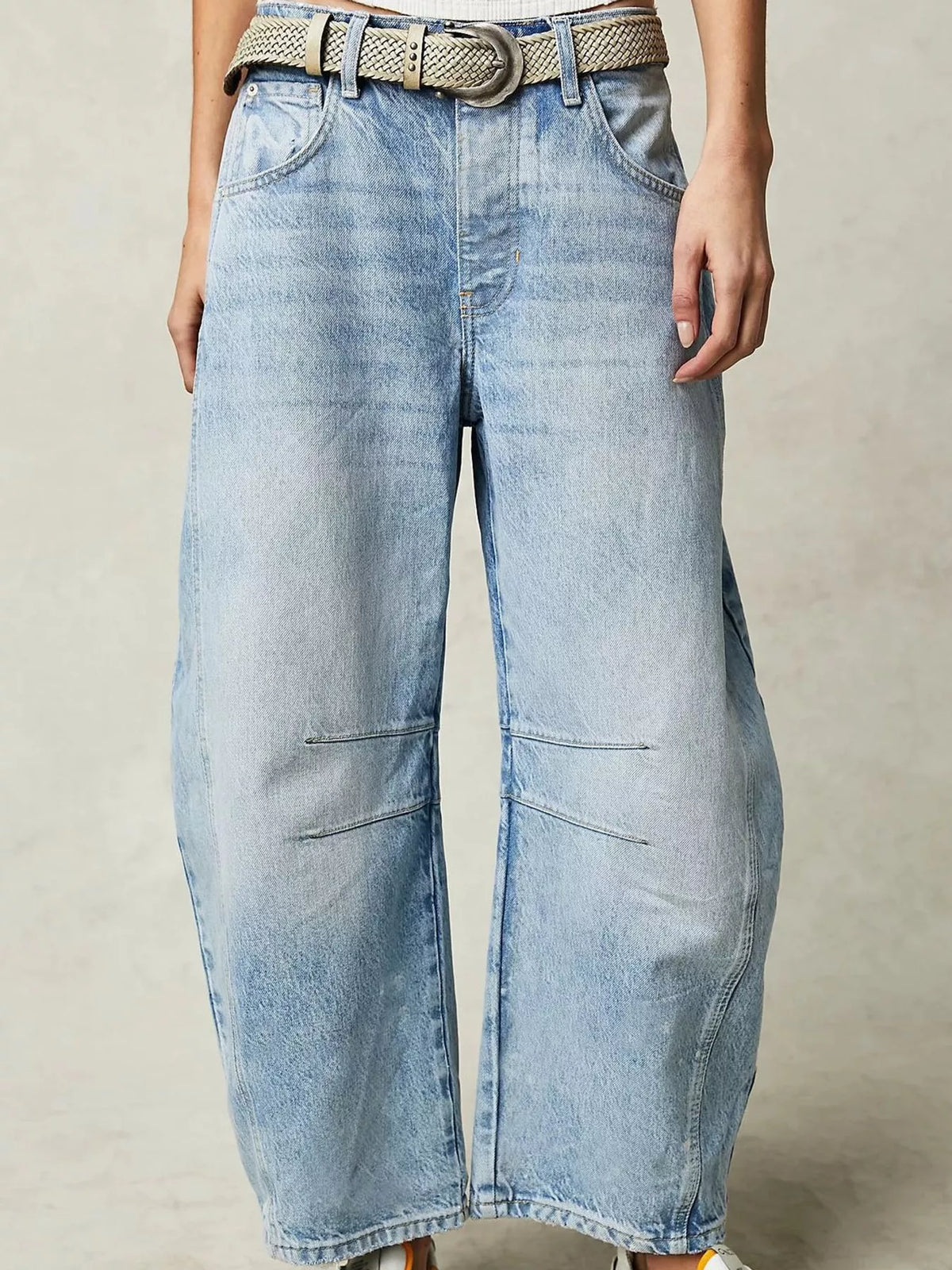 Barrel-Leg Jeans