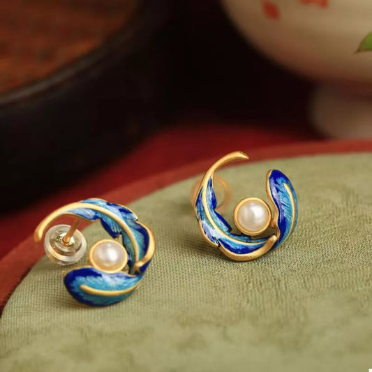 Feather Pearl Stud Earrings