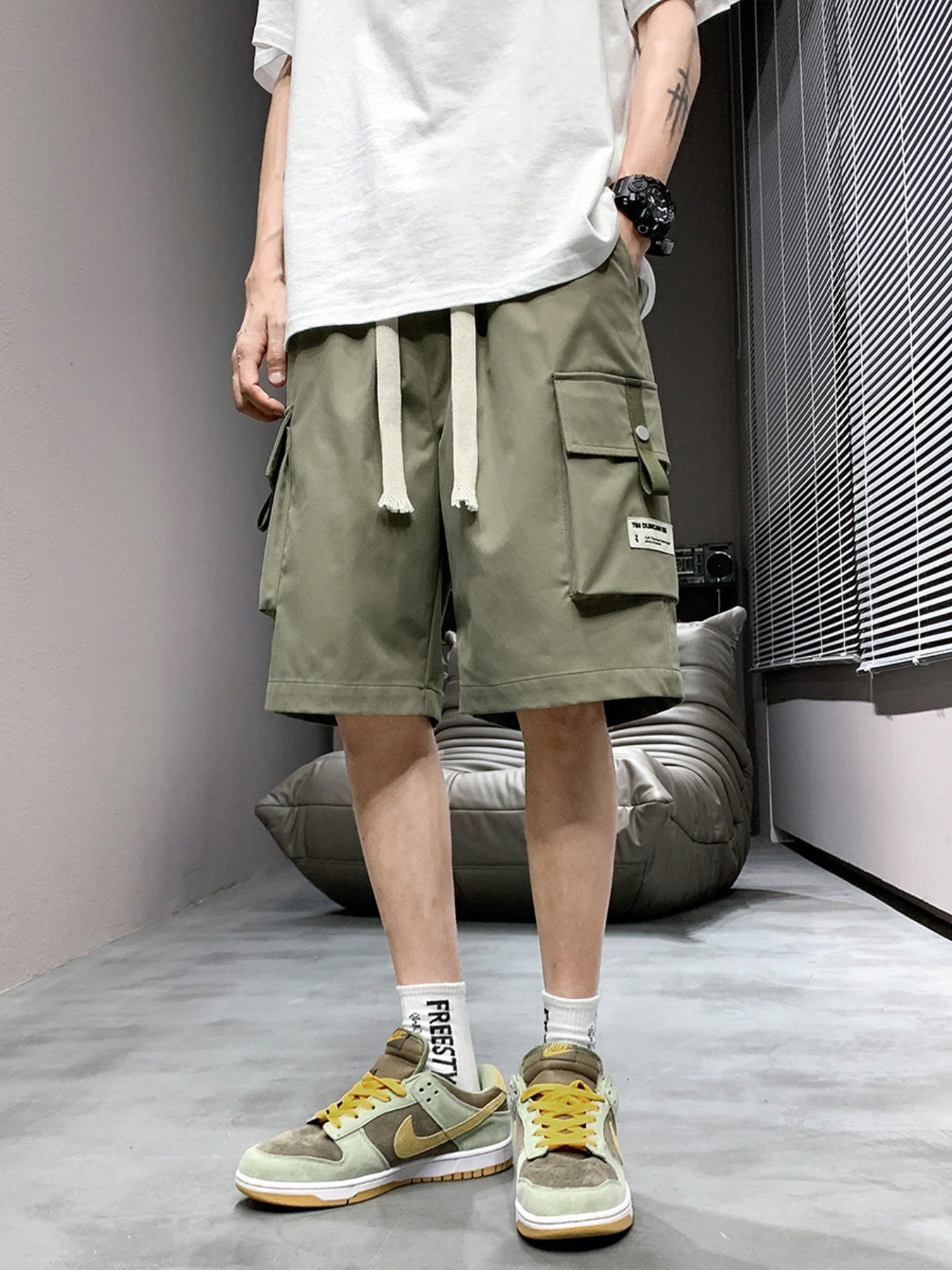 Men's Plus Size Casual Cargo Shorts with Drawstring