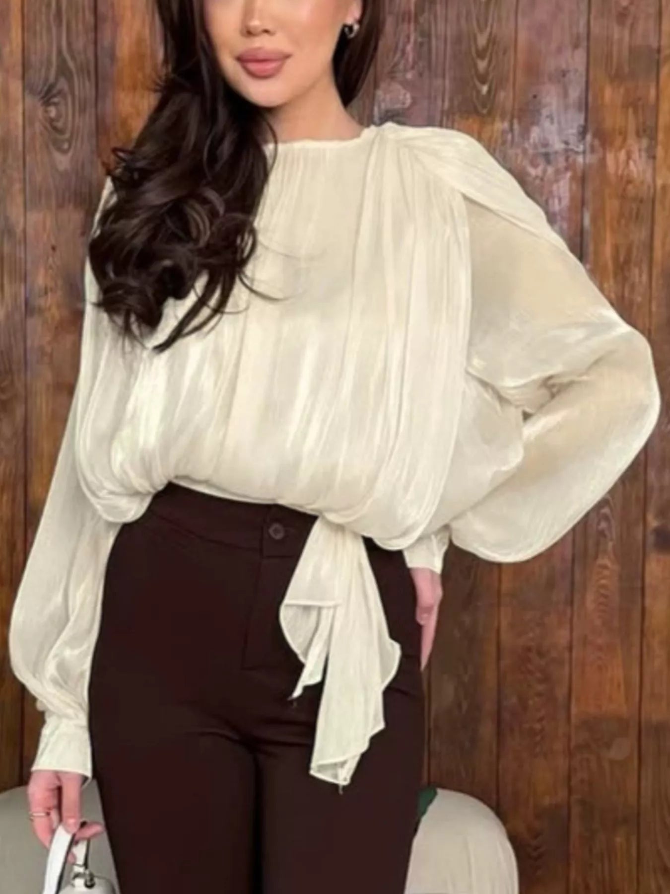 Tie-Front Detail Long Sleeve Blosue