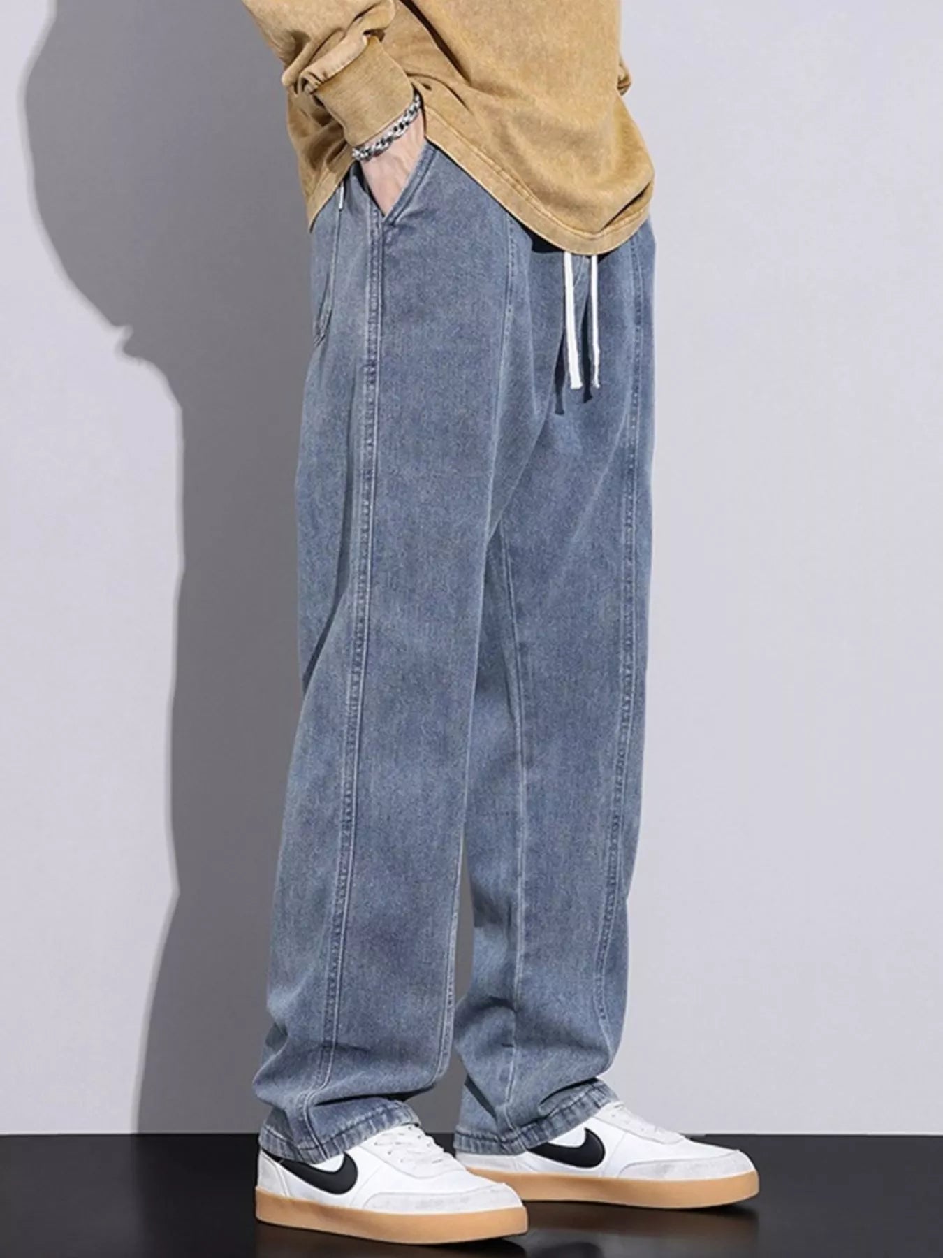 Men's Plus Size Relaxed Fit Drawstring Jeans