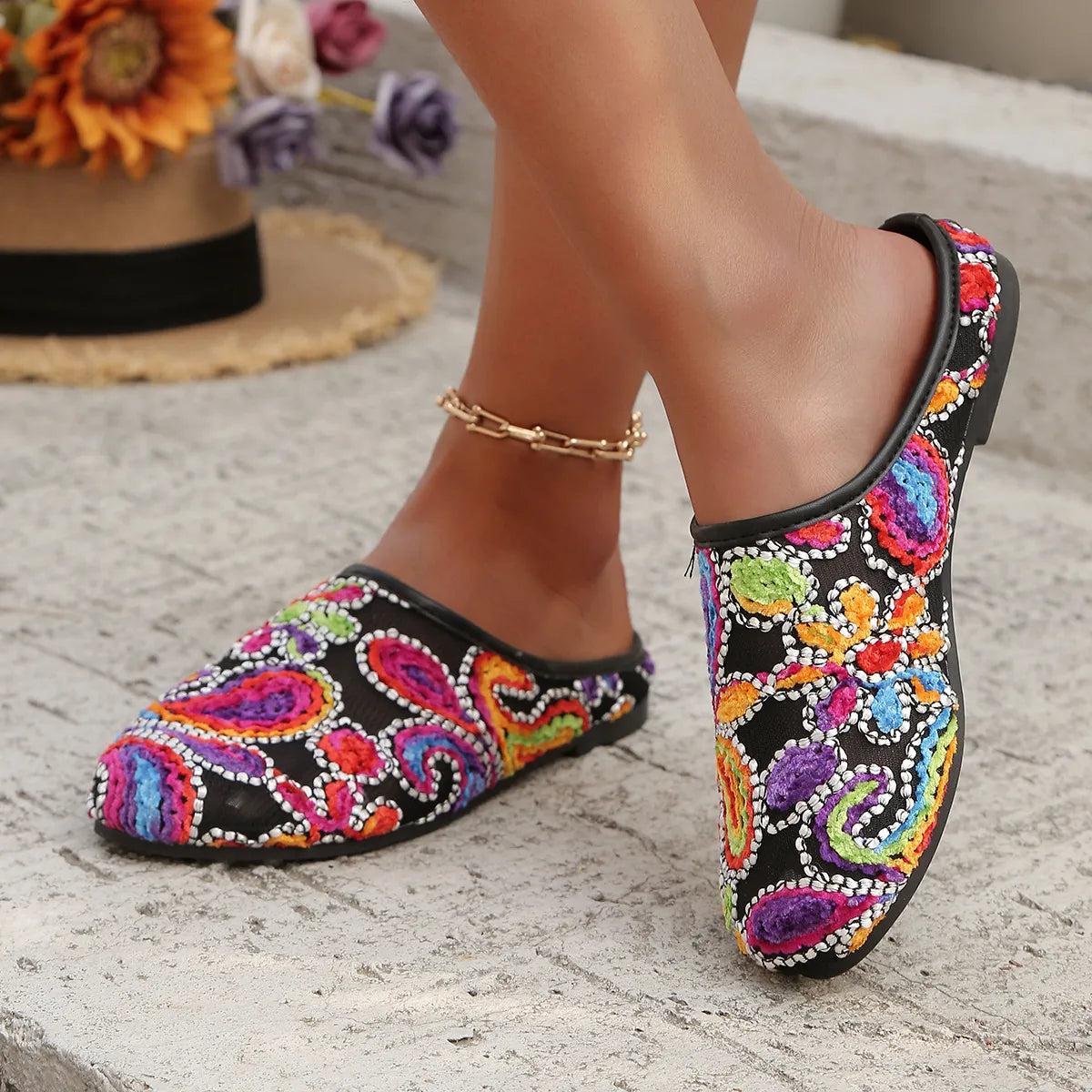 Colorful Paisley Print Round Toe Sandals