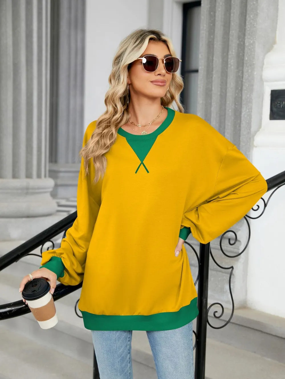 Contrast Round Neck Long Sleeve Sweatshirt