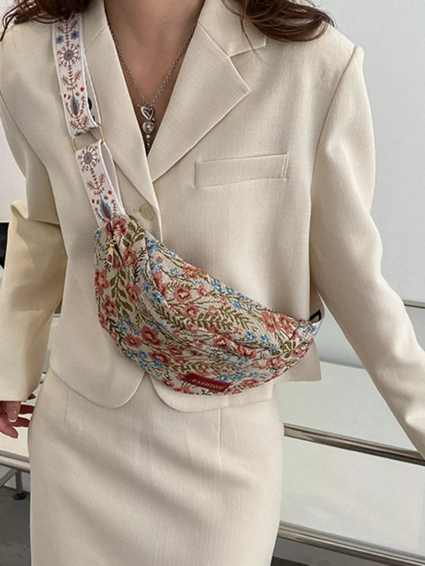 Floral Pattern Wide Strap Crossbody Bag
