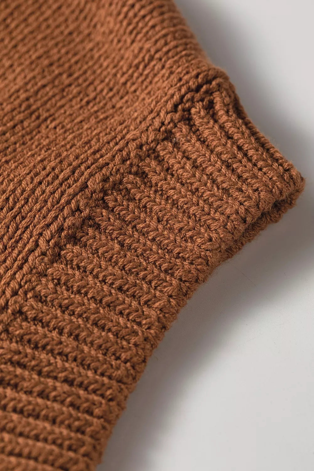 Western Horseshoe Pattern Short Sleeve Knit Sweater