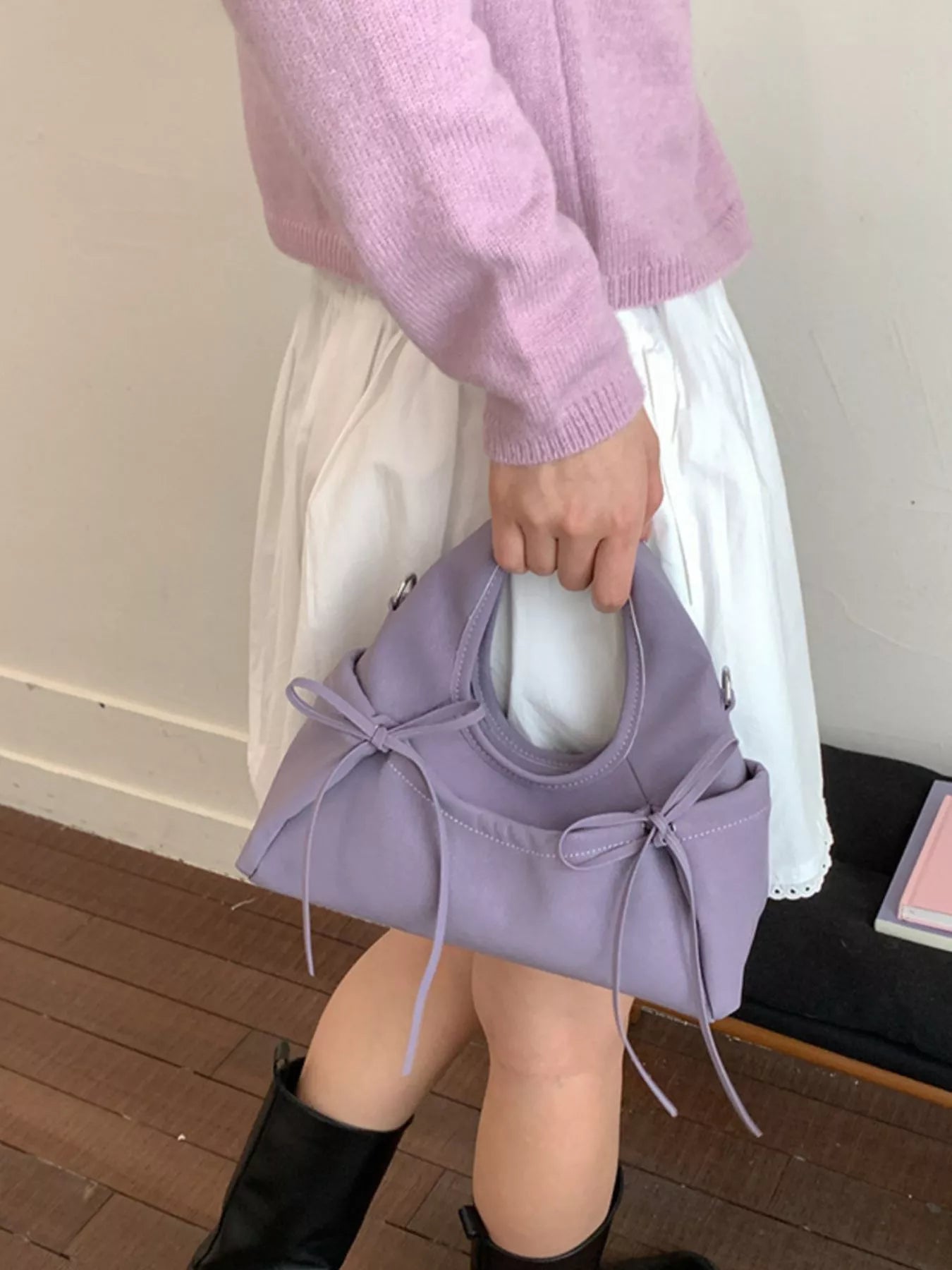 Bow Detail Crossbody Bag