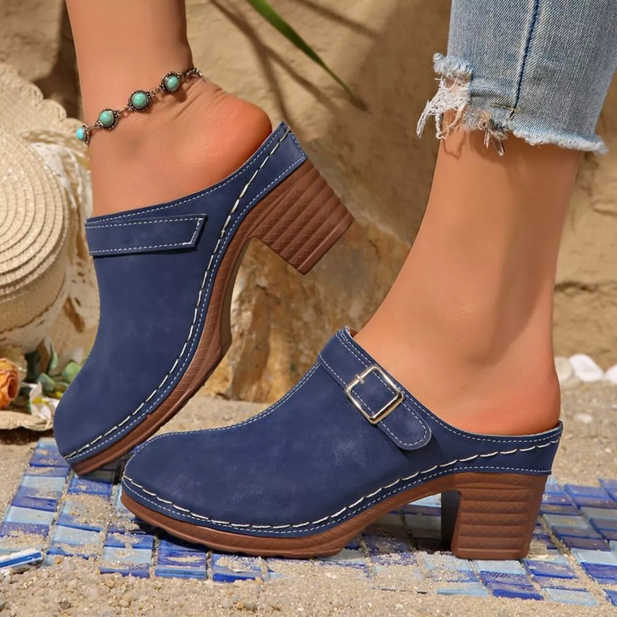 Round Toe Block Heel Sandals