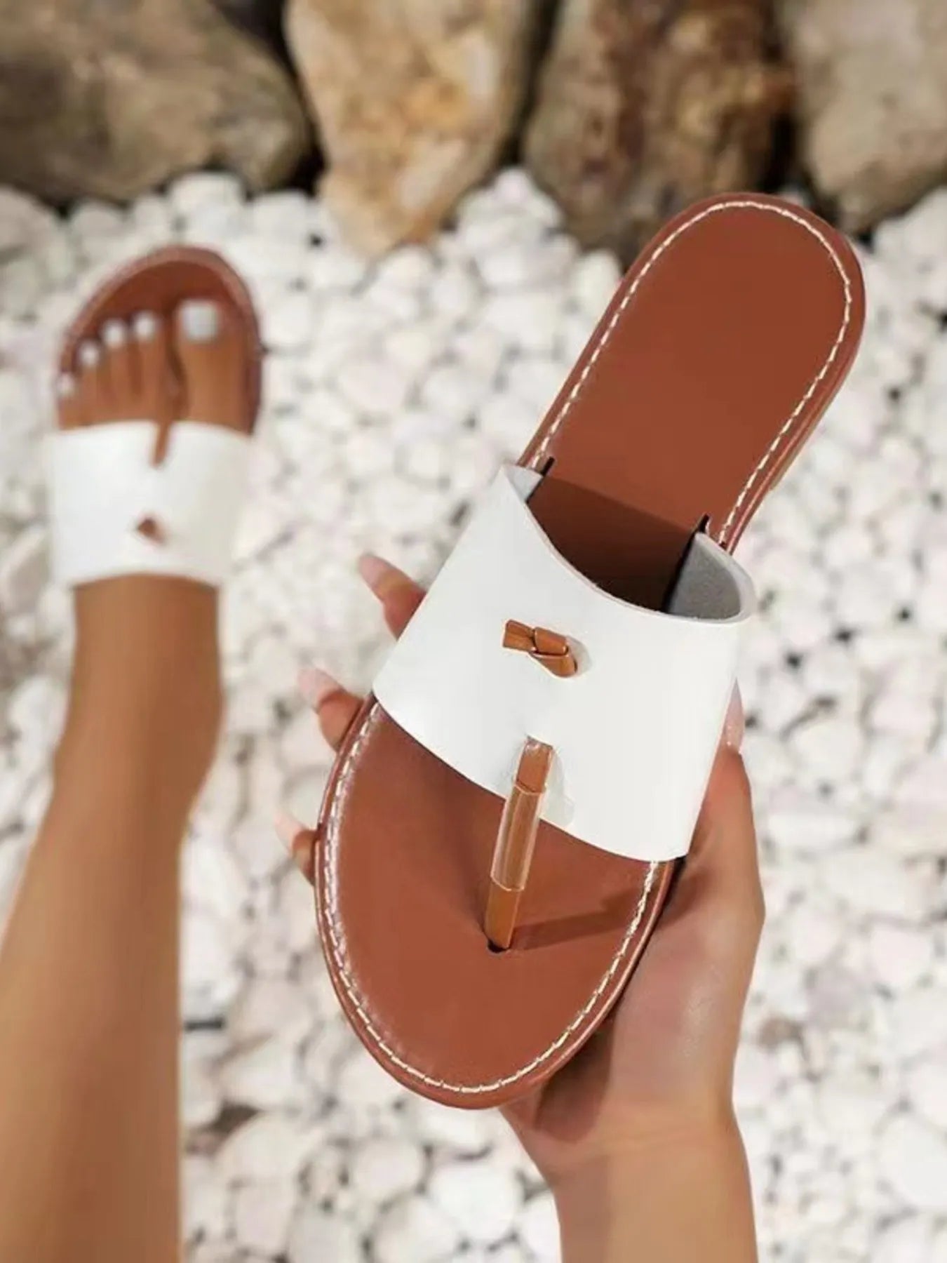 Toe Post Flats Sandals