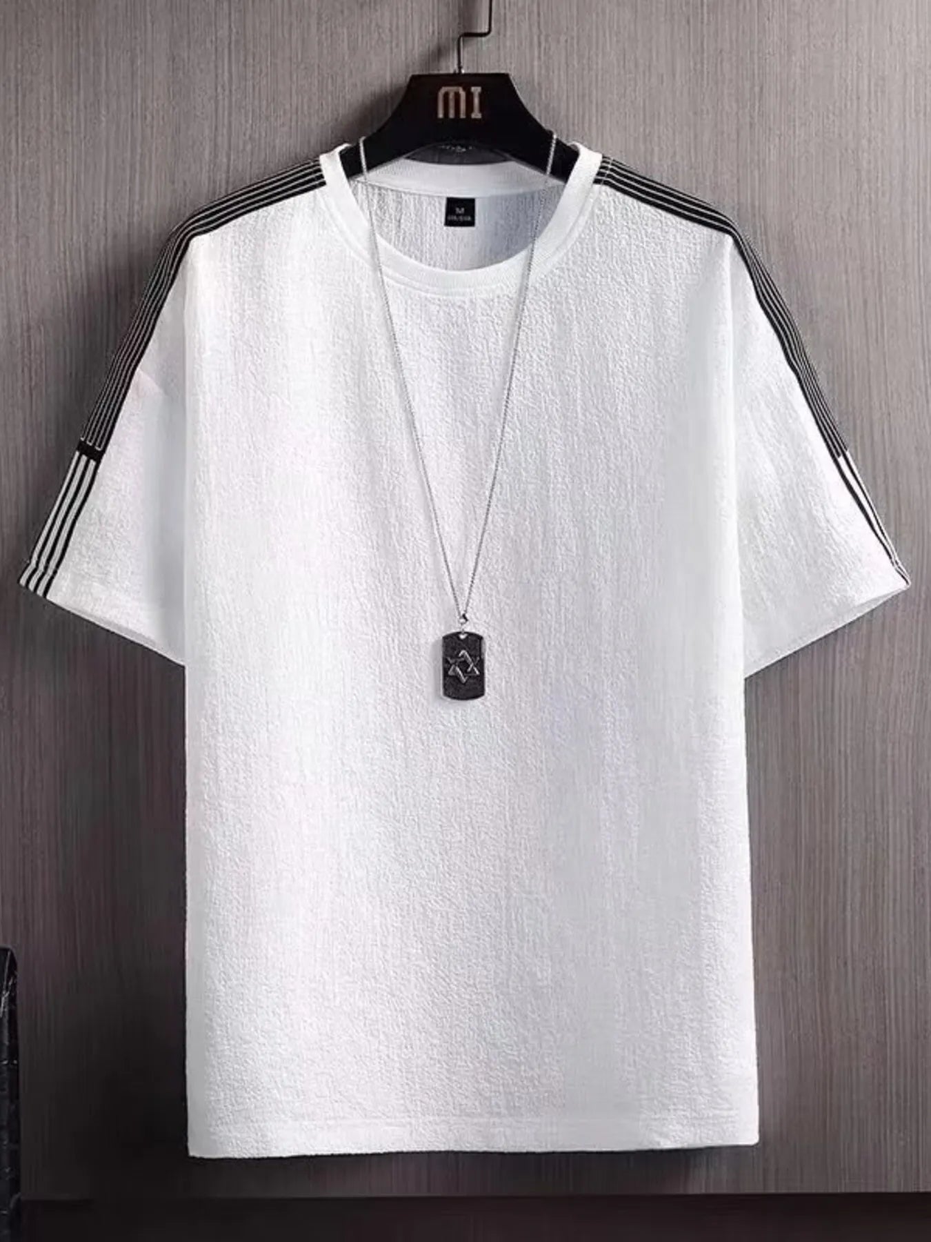 Men's Plus Size Textured Round Neck T-Shirt