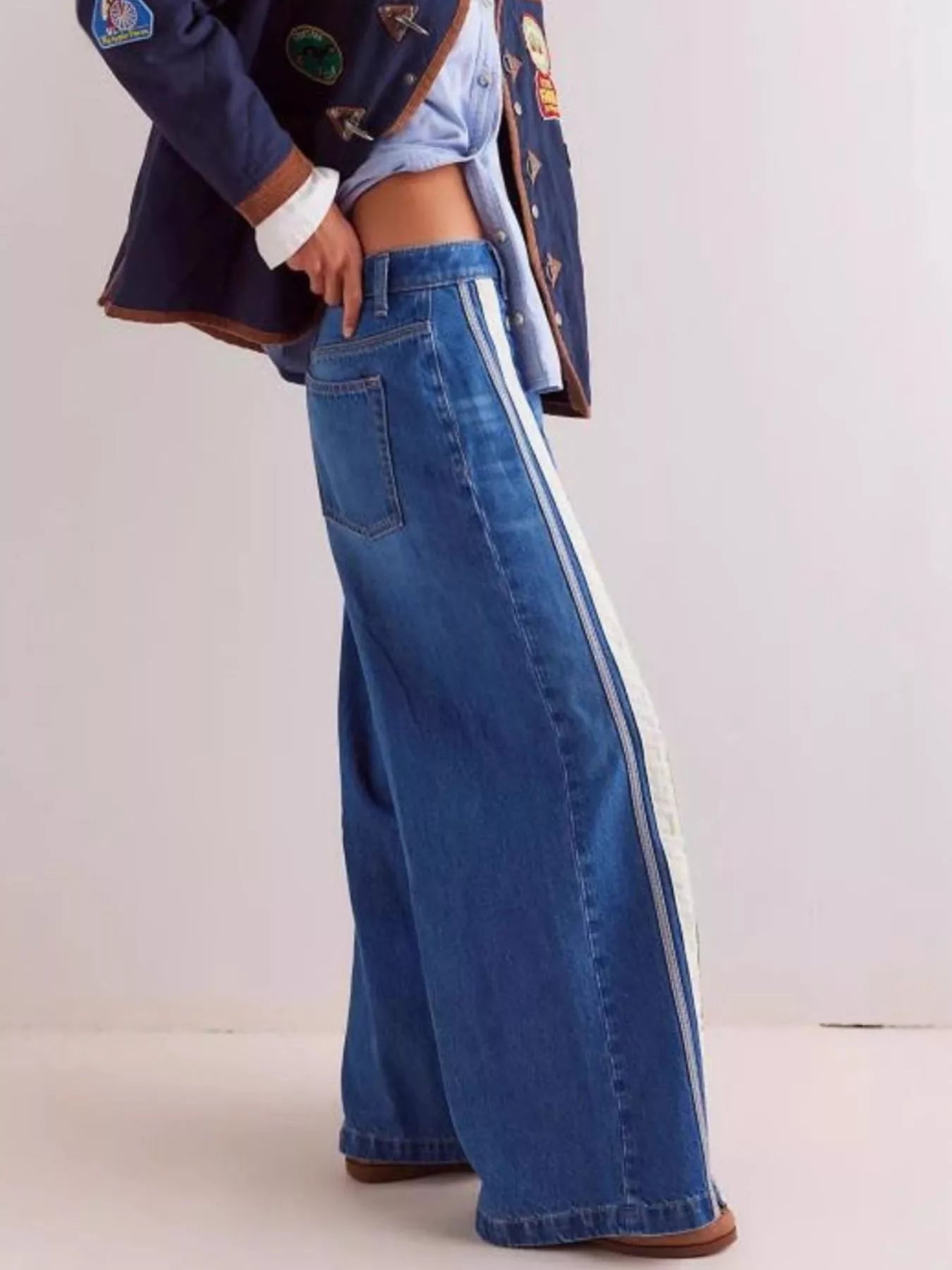 Wide-Leg Side Snap Button Jeans