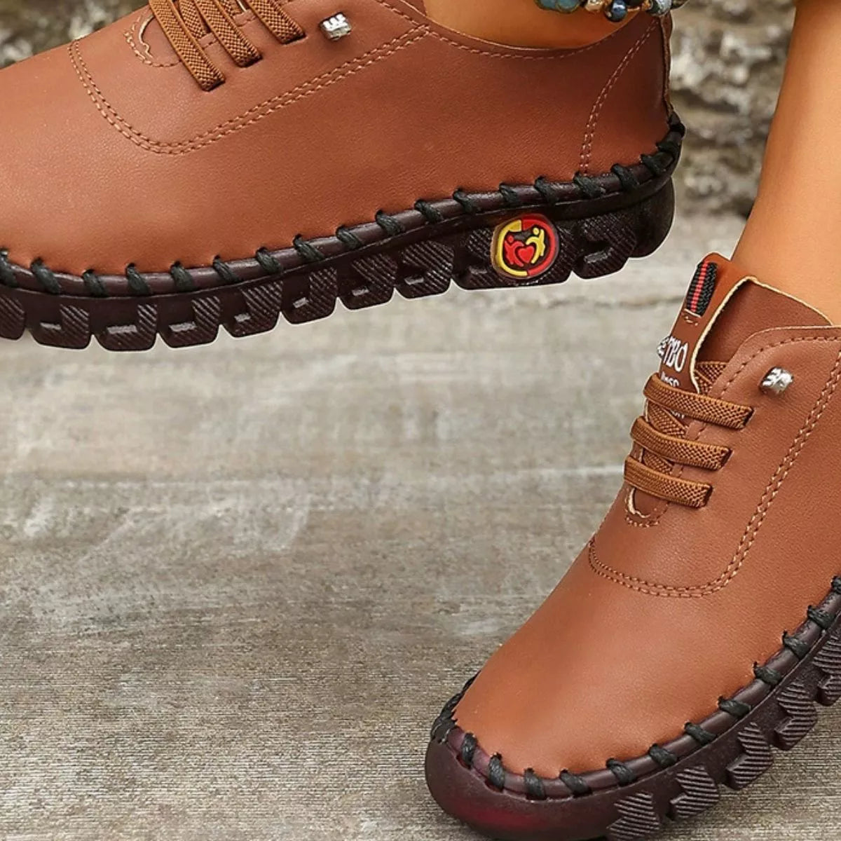Round Toe Lace Up Sneakers