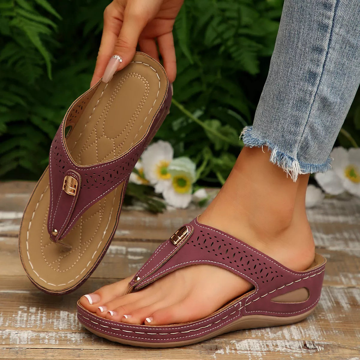 Toe Post Wedge Sandals