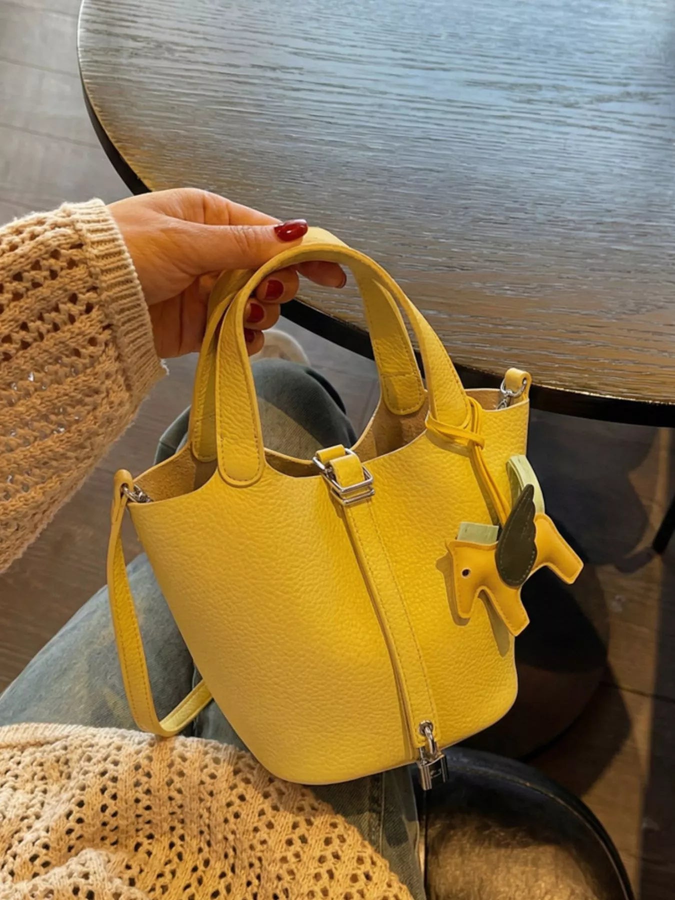 Adjustable Strap Bucket Bag