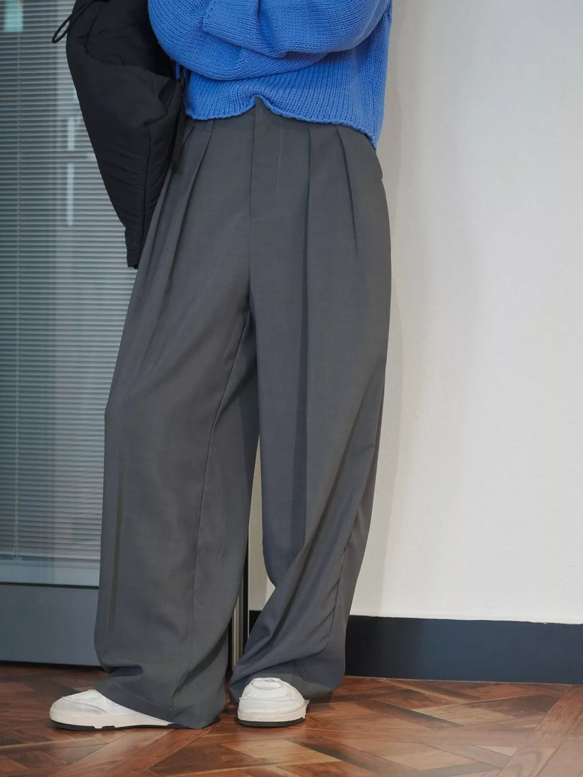 High-Waisted Pleated Wide-Leg Pants
