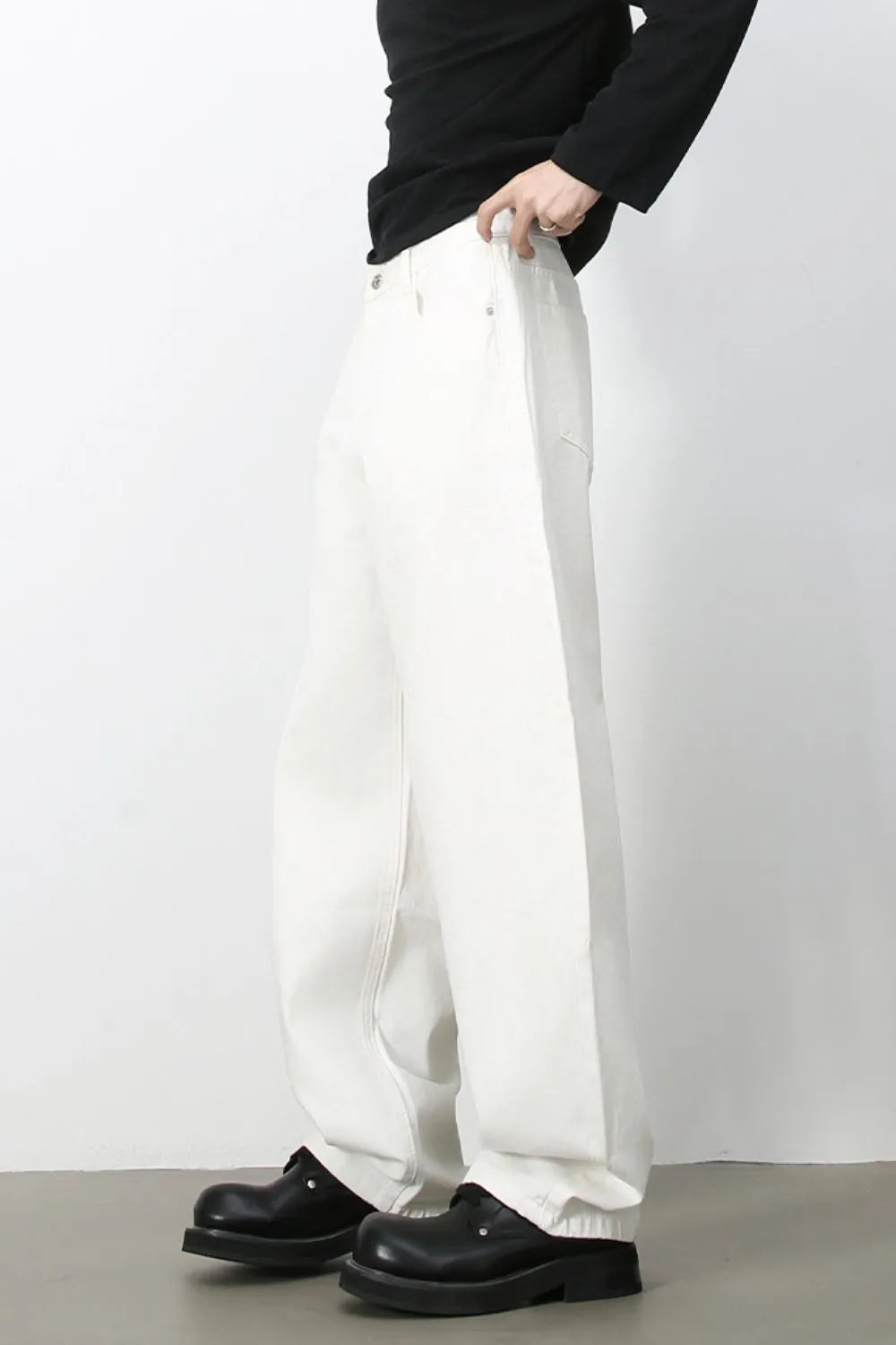 Men's High Rise Wide Leg Jeans