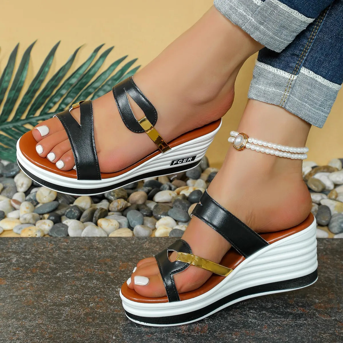 Casual Platform Strappy Wedge Sandals