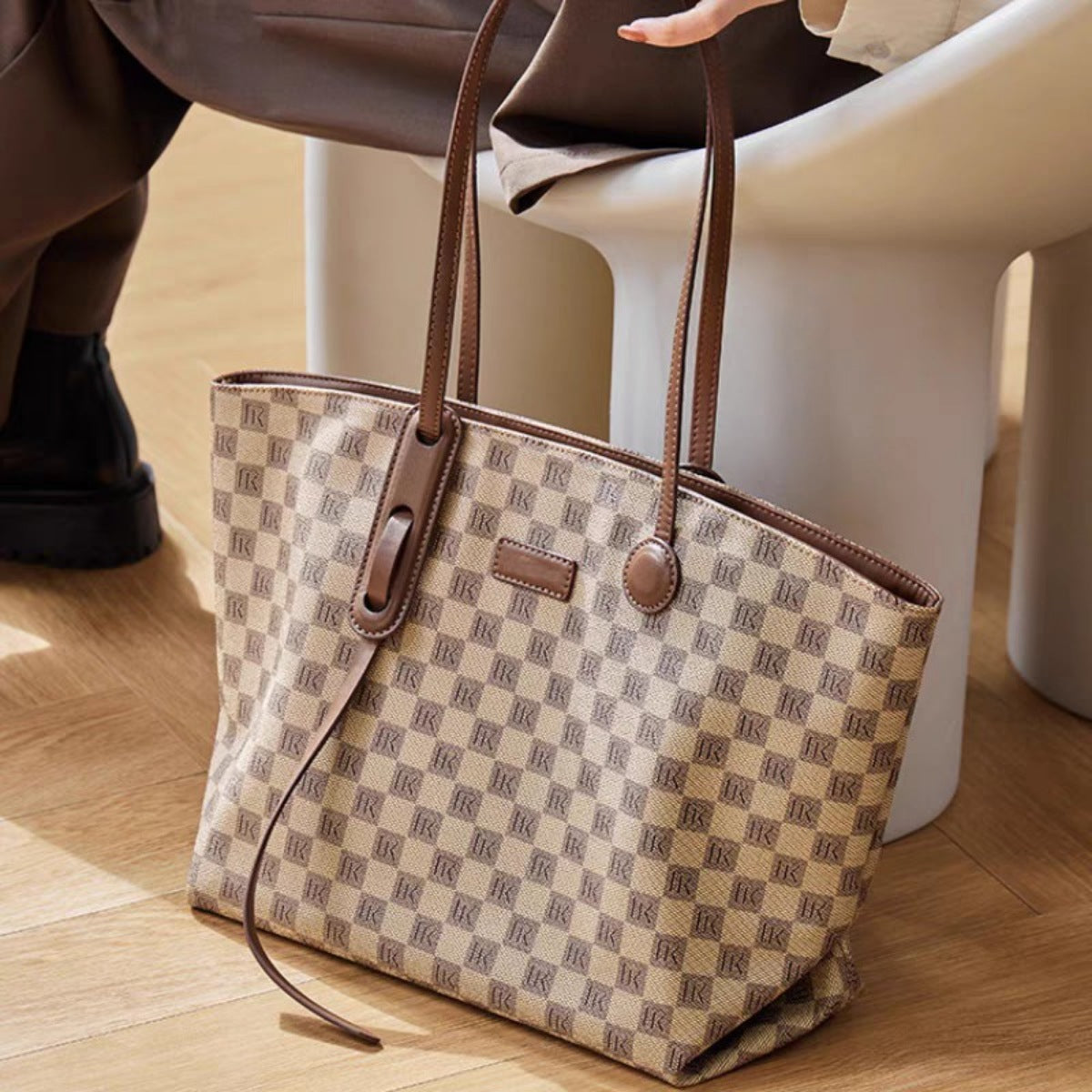Checkered Pattern Leather Tote Bag