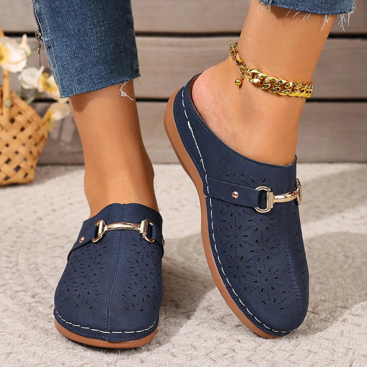 Round Toe Wedge Sandals