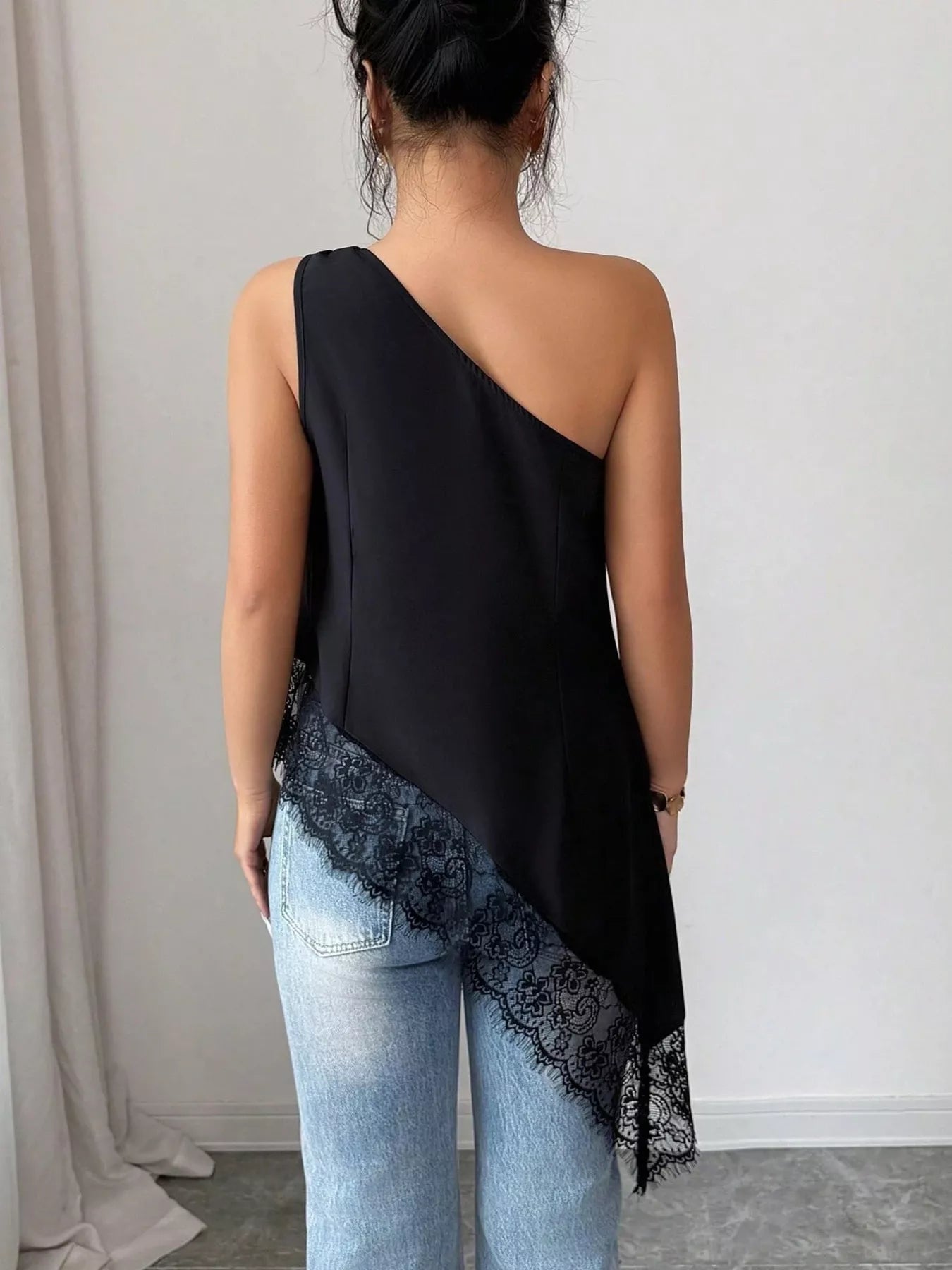 Asymmetrical One-Shoulder Lace Trim Cami