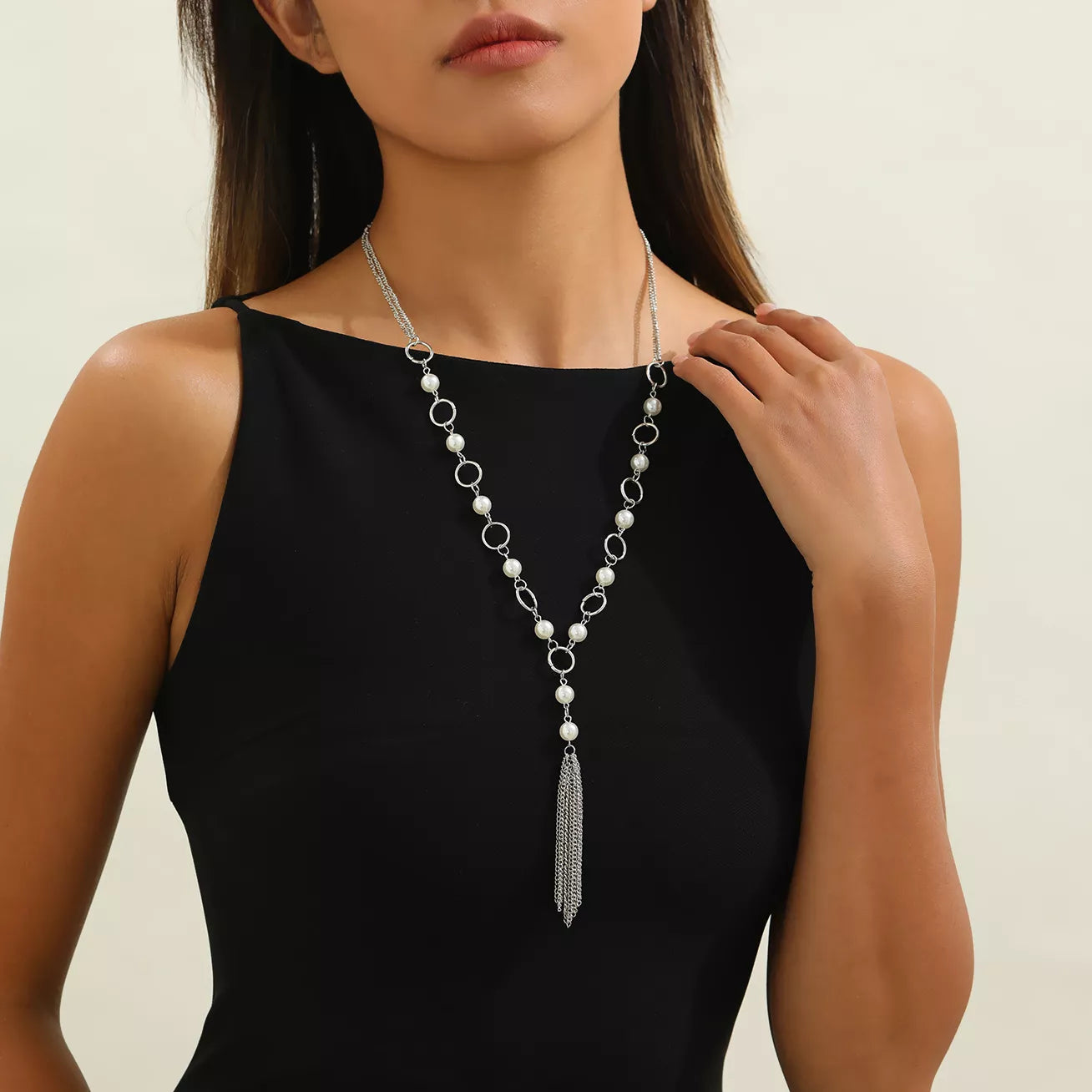 Elegant Tassel Pendant Necklace