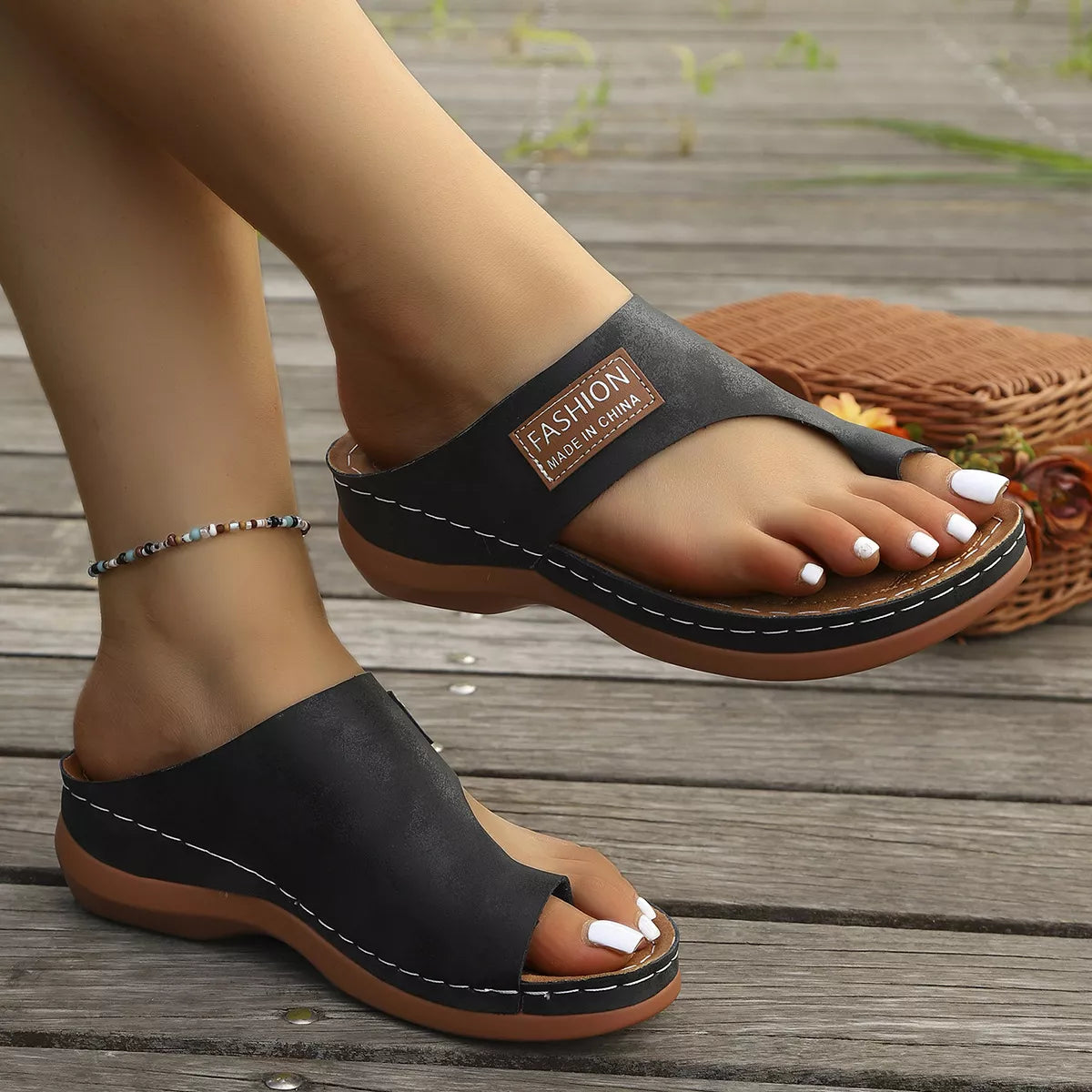 Toe Loop Flats Sandals