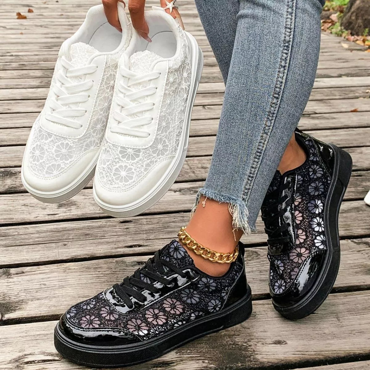 Round Toe Lace Sneakers
