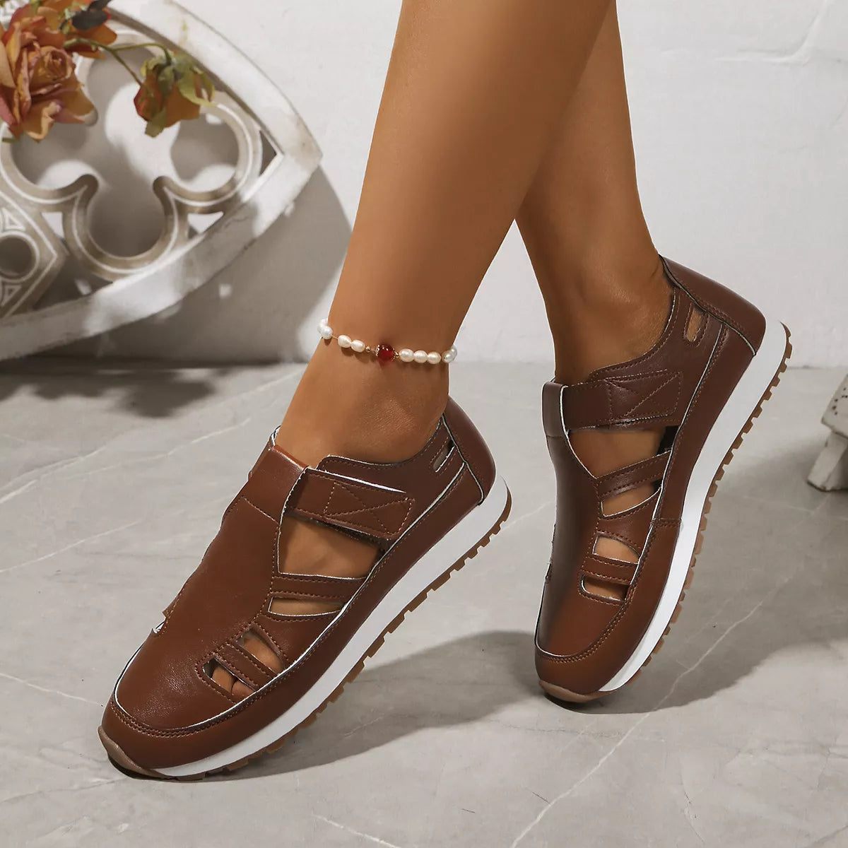 Round Toe Cutout Sandals