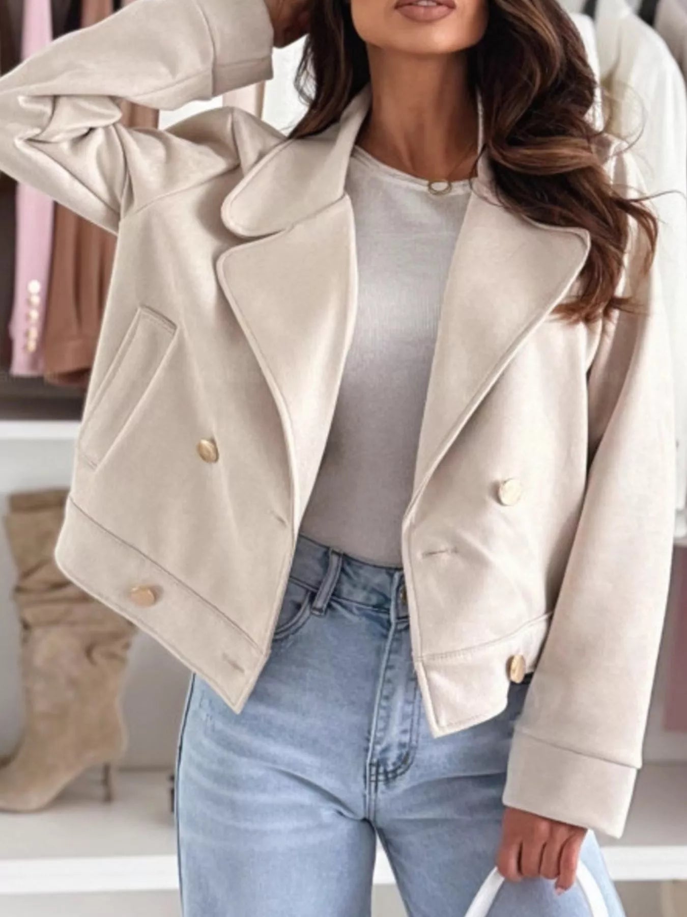 Chic Double-Breasted Cropped Jacket
