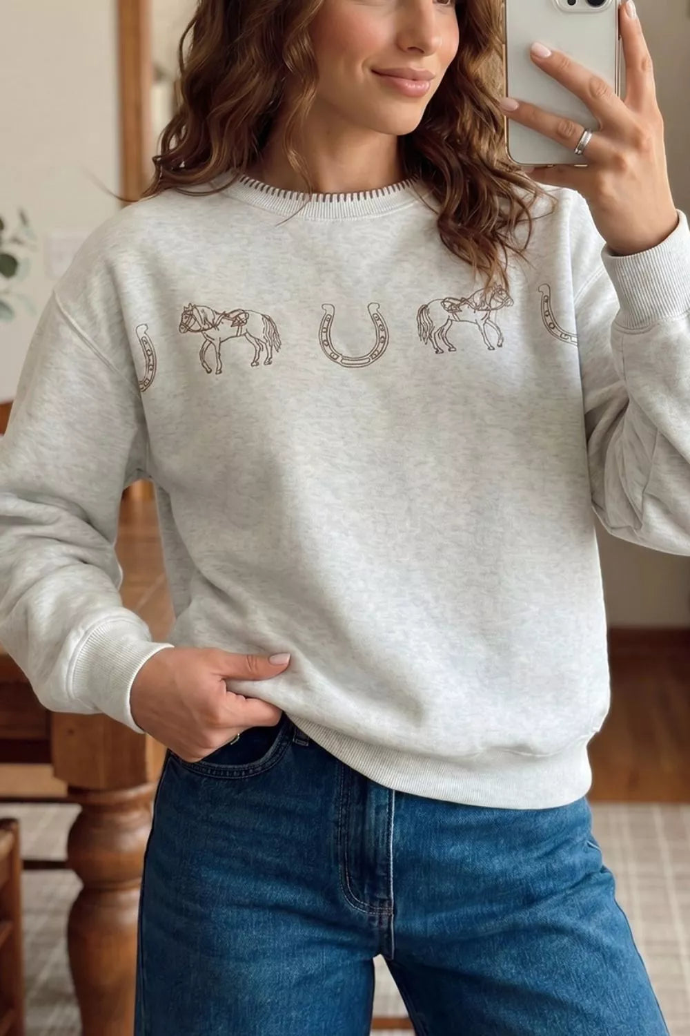 Graphic Round Neck Casual Sweatshirt