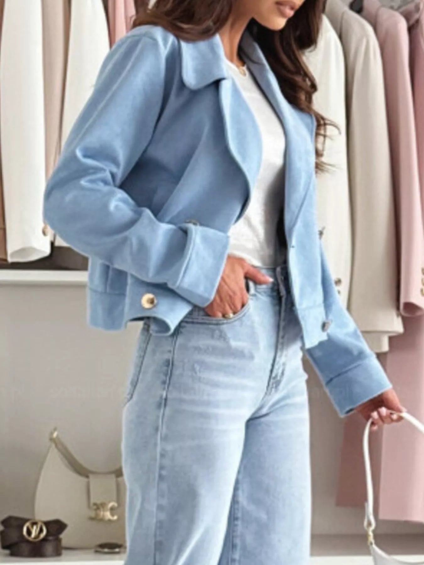 Chic Double-Breasted Cropped Jacket