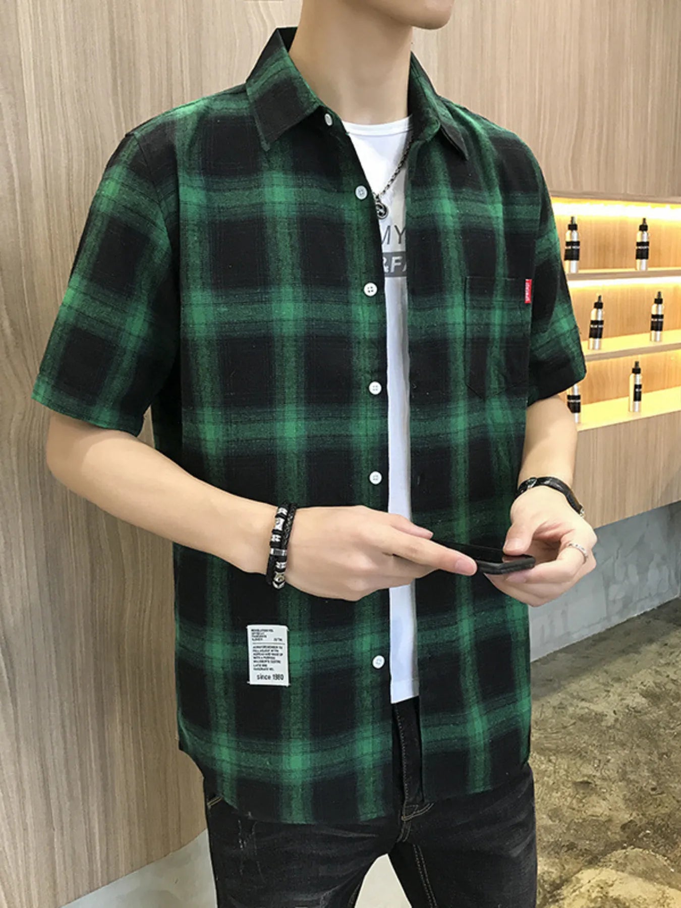 Men's Plus Size Plaid Button-Down Short Sleeve Shirt