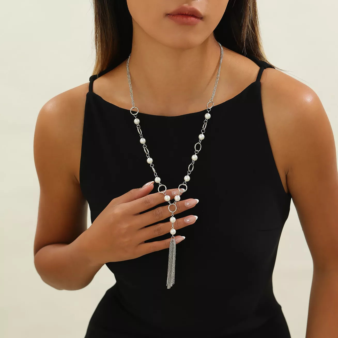 Elegant Tassel Pendant Necklace