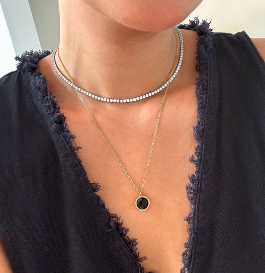 BLACK STONE PENDANT NECKLACE - SAMPLE