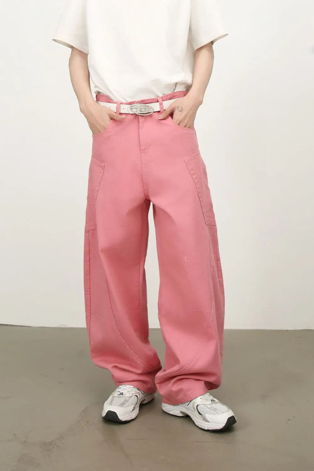 Men's Mid Rise Wide Leg Jeans