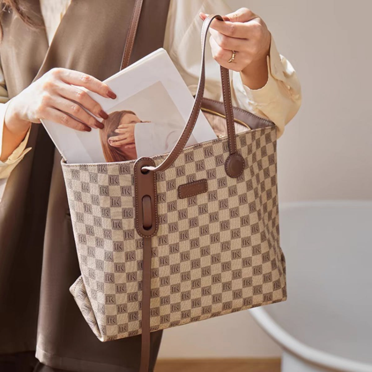 Checkered Pattern Leather Tote Bag