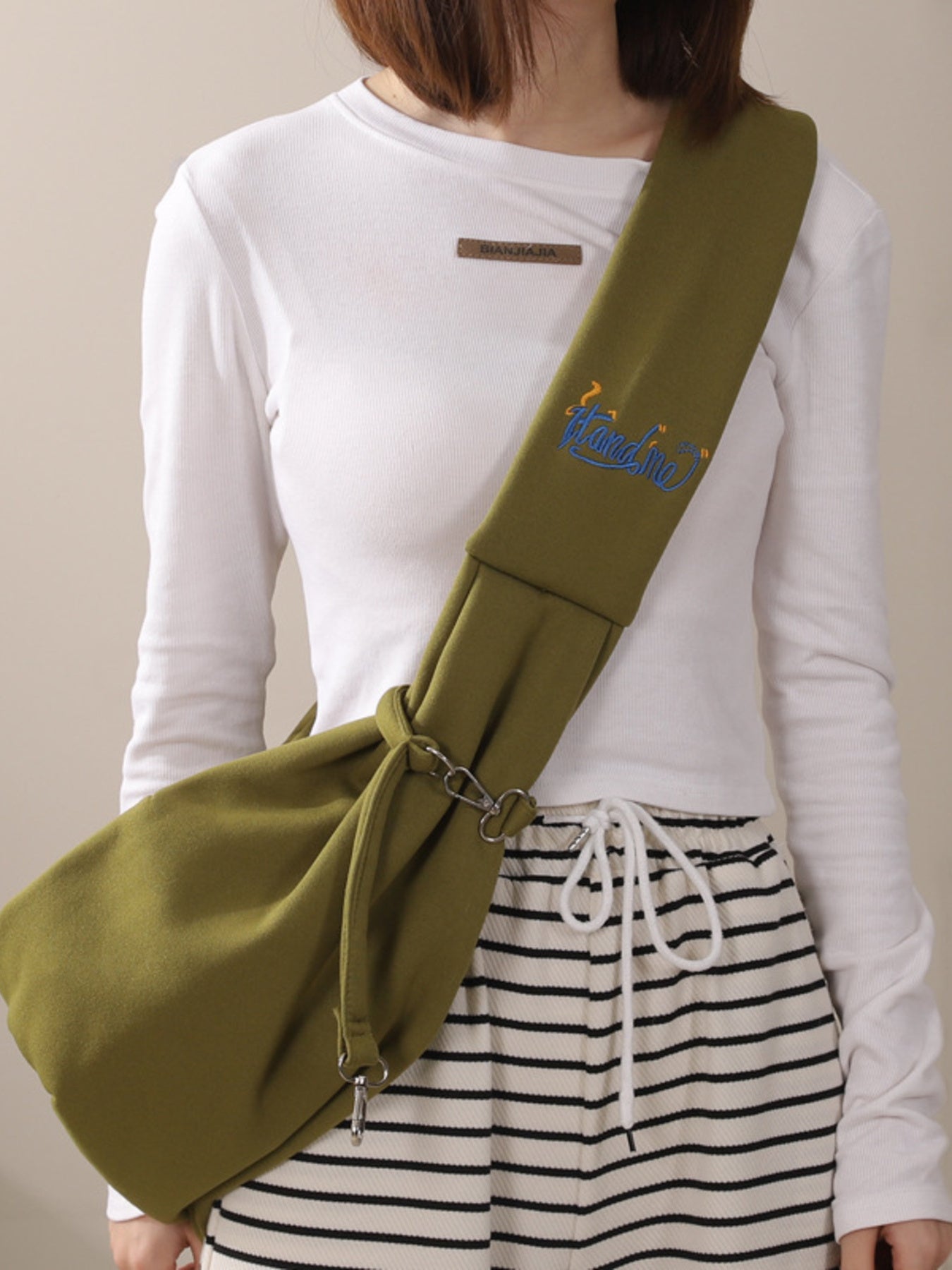 Comfortable Pet Carrier Sling Bag