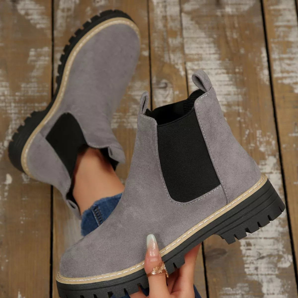 Round Toe Block Heels Boots