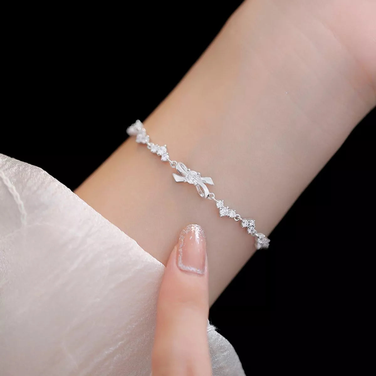 925 Sterling Silver Chain Bow Bracelet