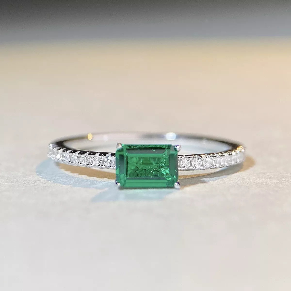 925 Sterling Silver Zircon Geometric Ring