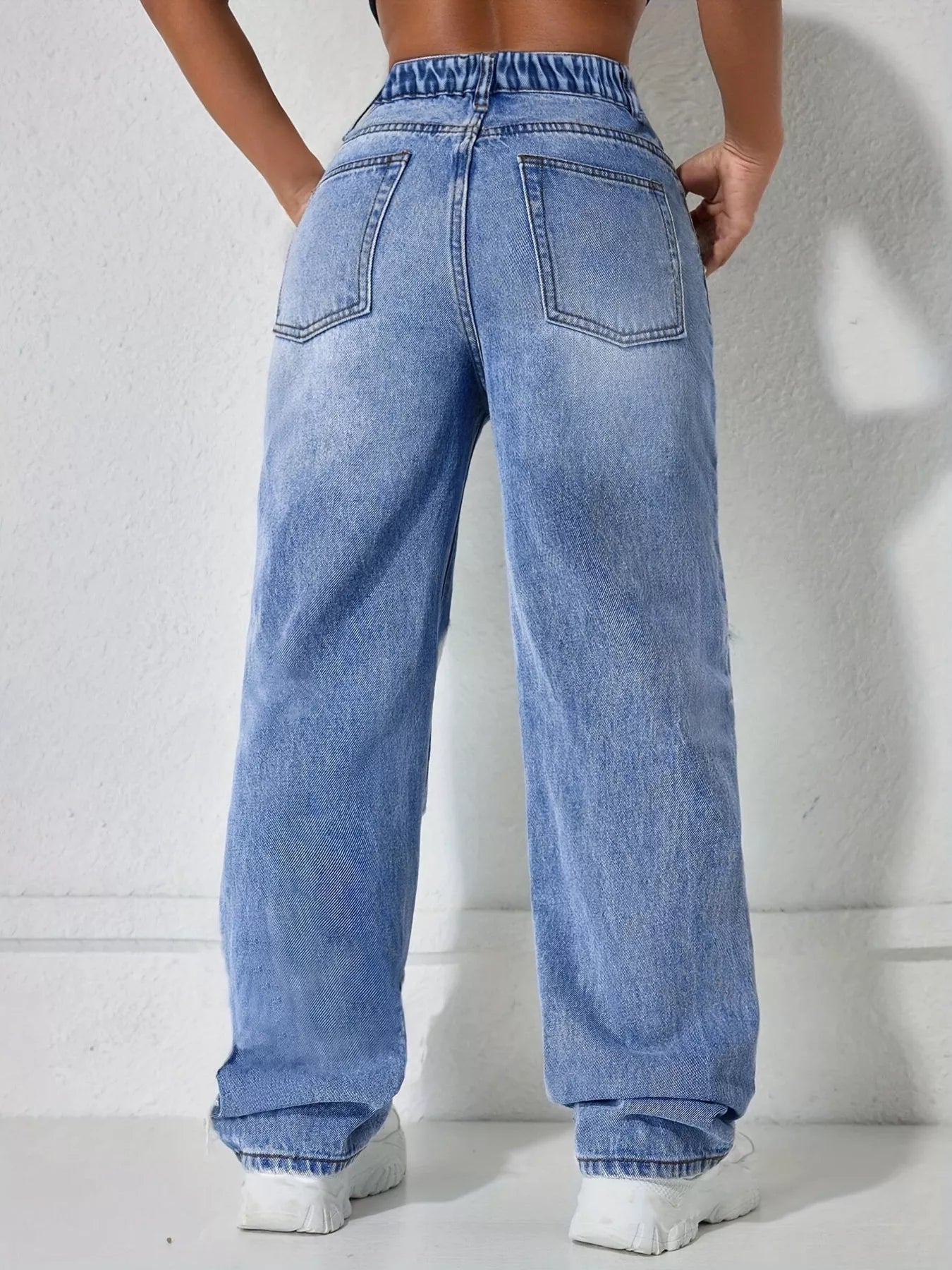 Distressed Wide Leg Jeans