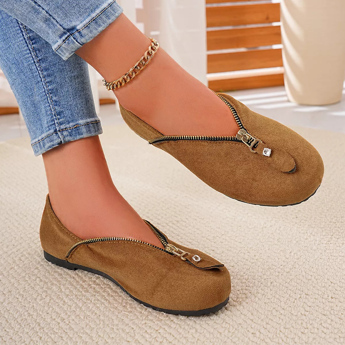 Chic Zipper Detail Flats Slip‑Ons